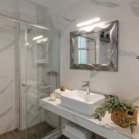 Atop Gold Luxury Διαμέρισμα Ερμούπολη