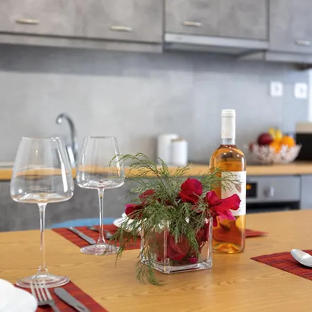 Atop Gold Luxury Ερμούπολη