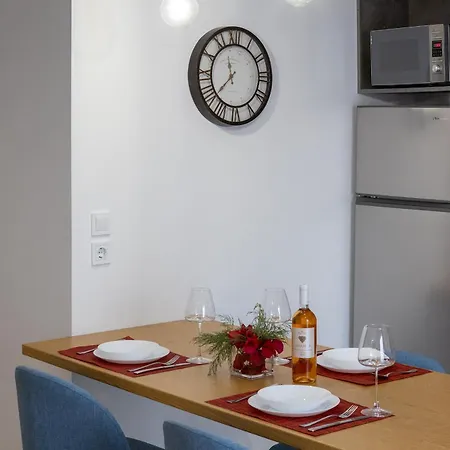 Atop Gold Luxury Διαμέρισμα