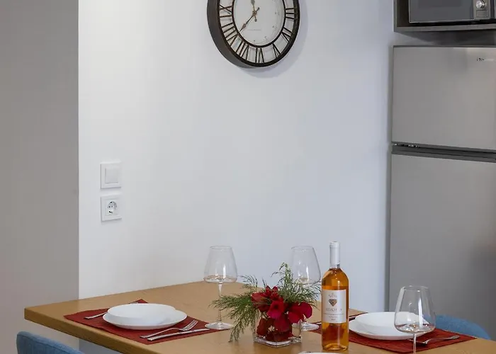 Atop Gold Luxury Apartment